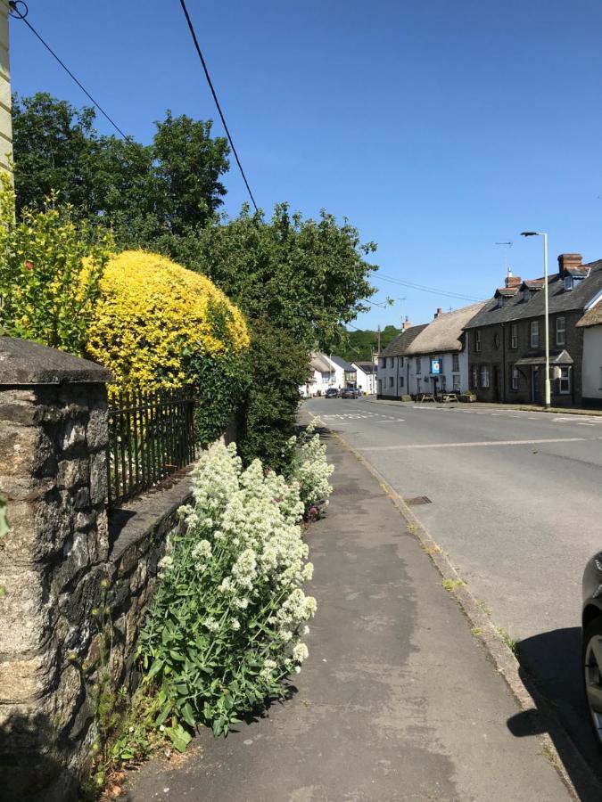 Tawburn House Boutique B & B Okehampton Exterior photo